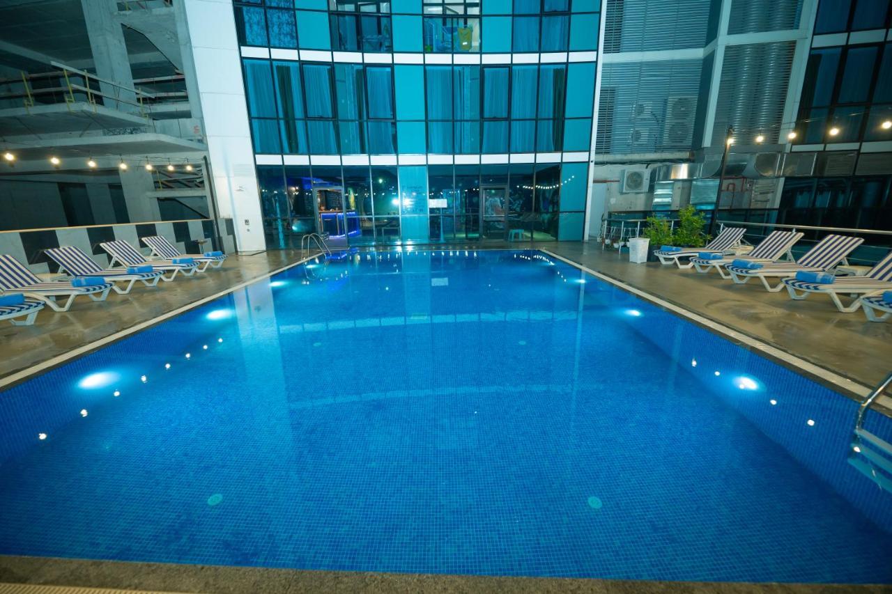 New Wave Hotel Batumi Esterno foto