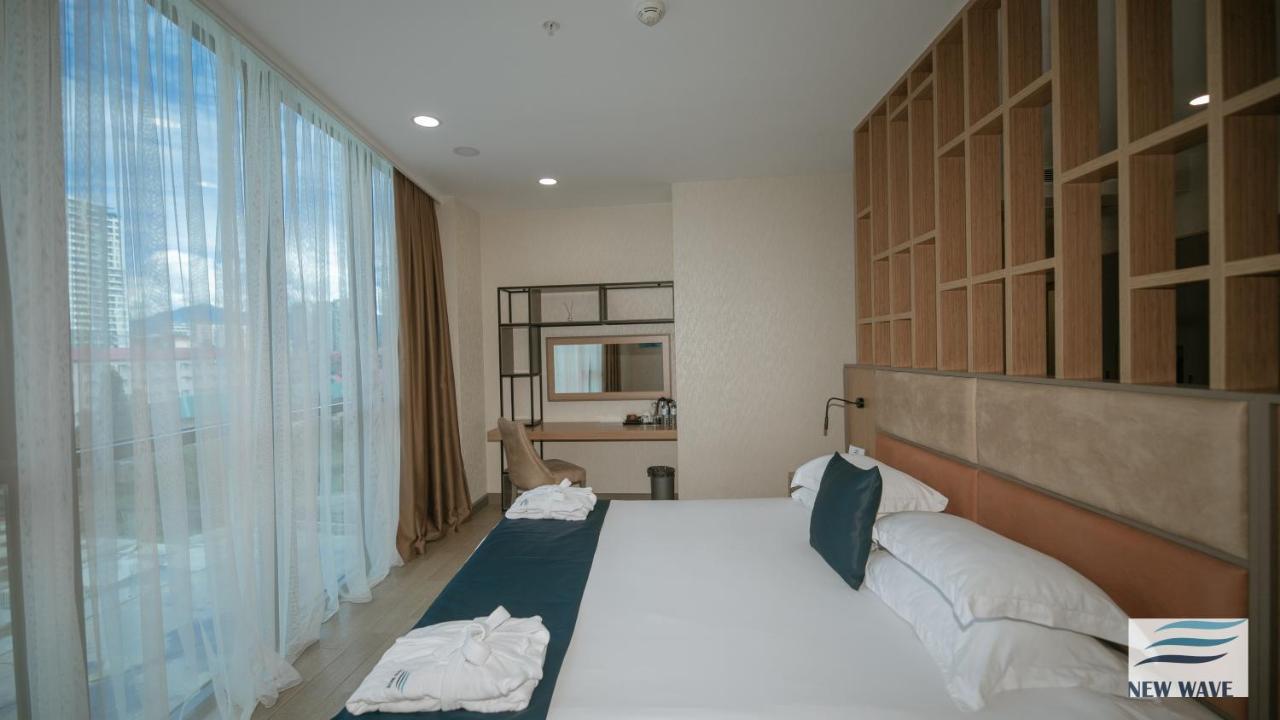 New Wave Hotel Batumi Esterno foto