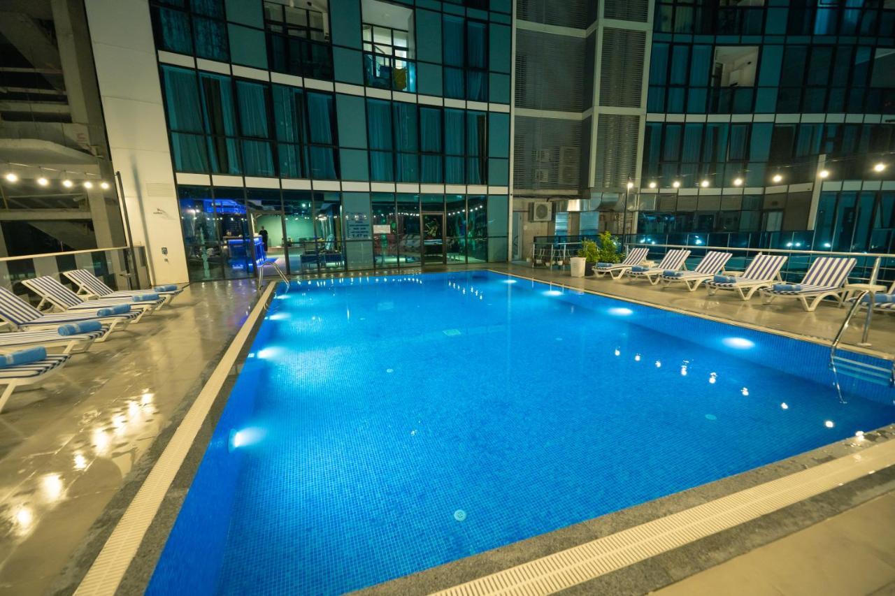 New Wave Hotel Batumi Esterno foto